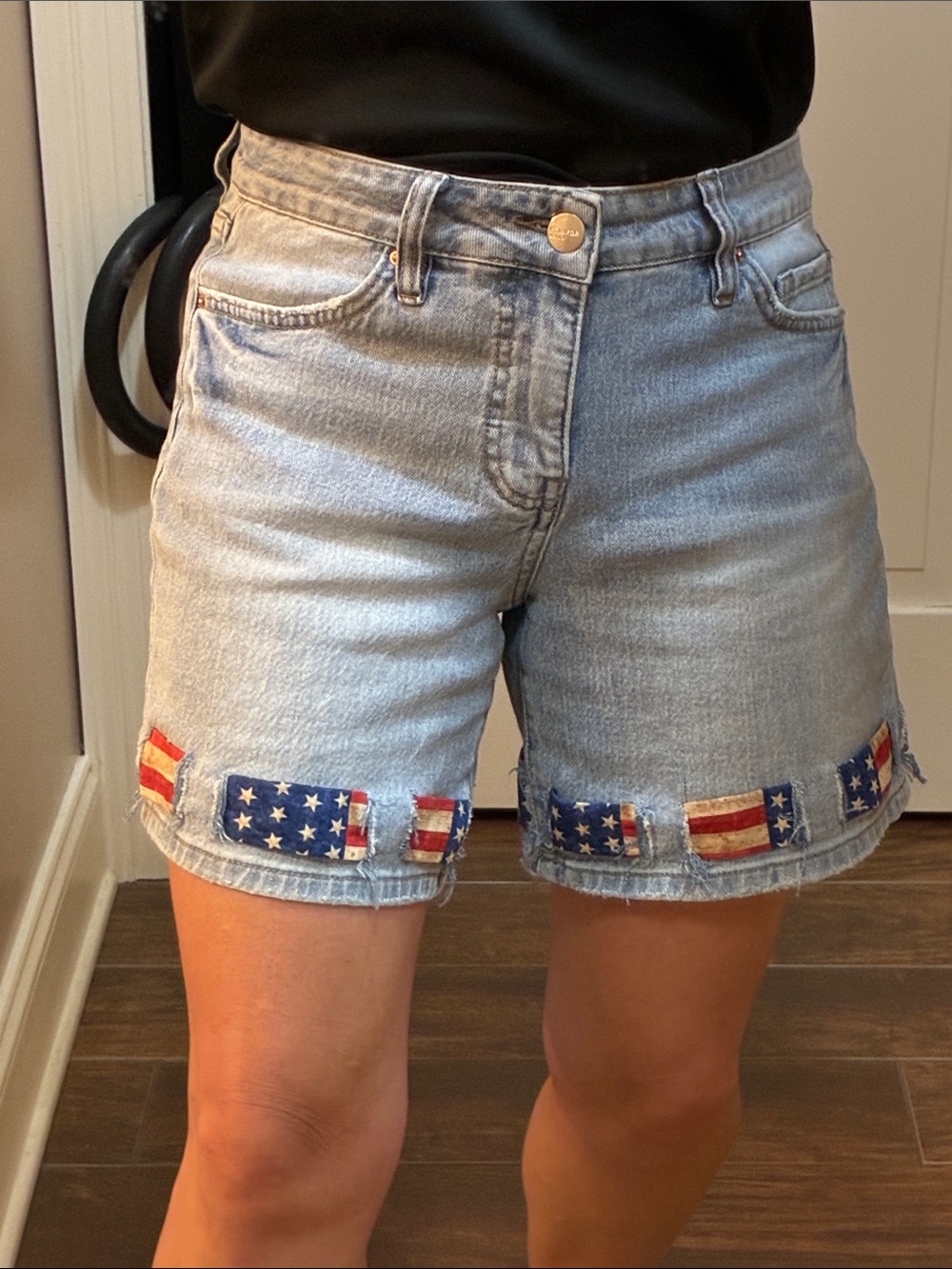 Women’s Royalty For Me Light Blue Denim Shorts with Flag Patch Detail, Size 4 - Picture 5 of 9